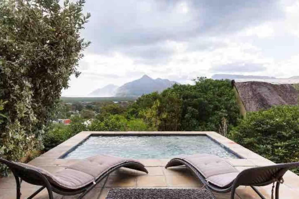 Luxurious Peaceful Mountain Retreat-Heated Pool Villa Cape Town Exterior photo